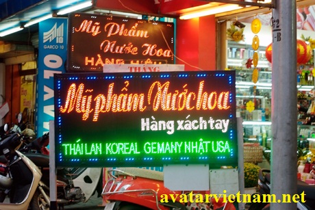 Biển quảng cáo tại  Hà Nội